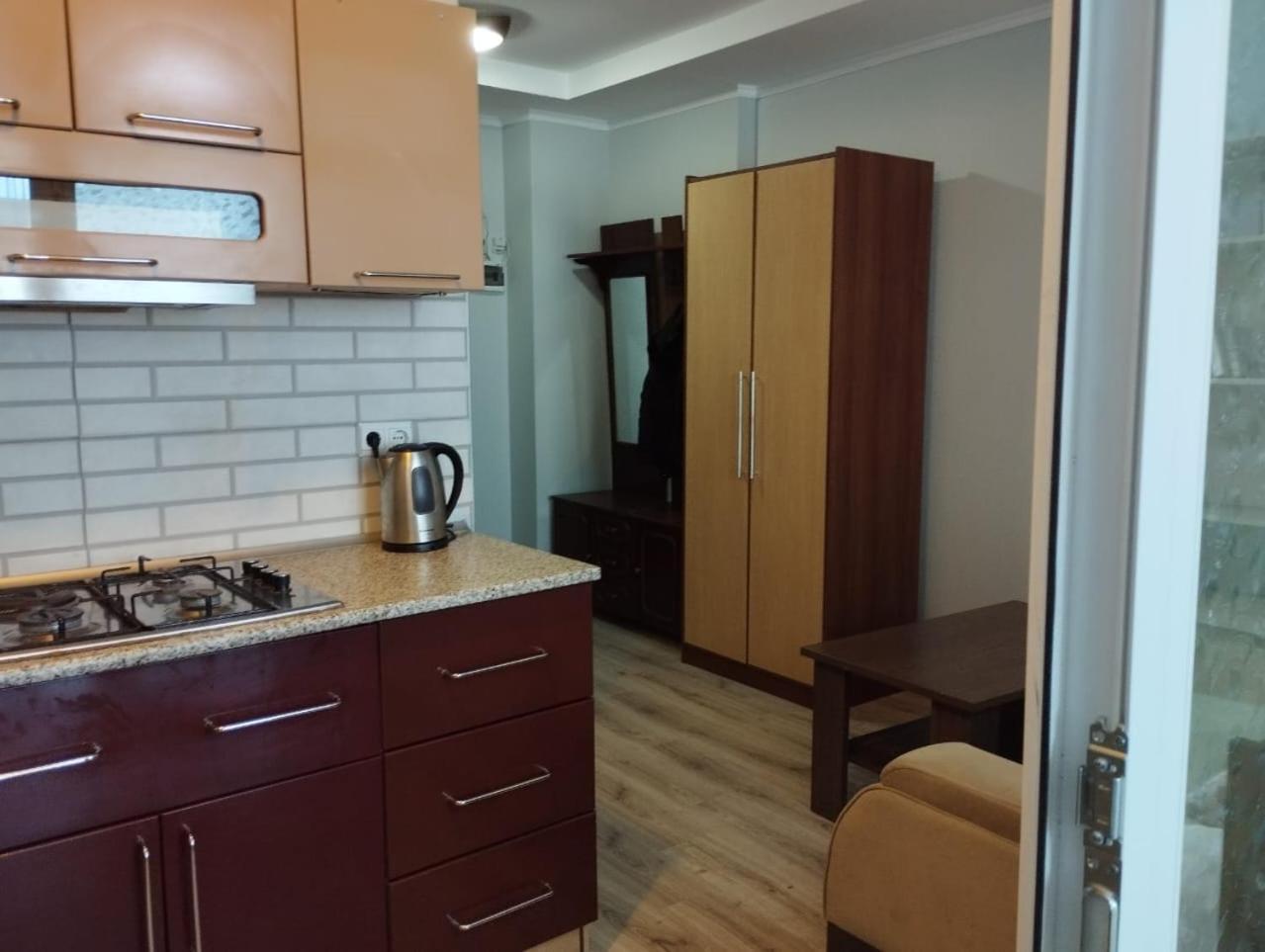 Yalcin Star Residence Apartment 300 Batumi Kültér fotó