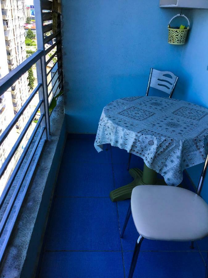 Yalcin Star Residence Apartment 300 Batumi Kültér fotó